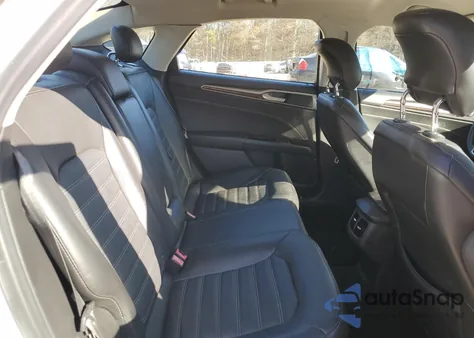 2014 Ford Fusion Se z USA, uszkodzony, nr VIN 3FA6P0H93ER367206